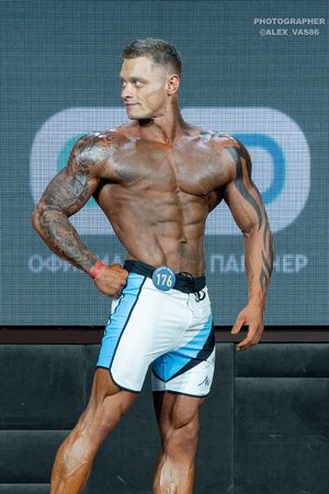 MEN'S ATHLETIC 174